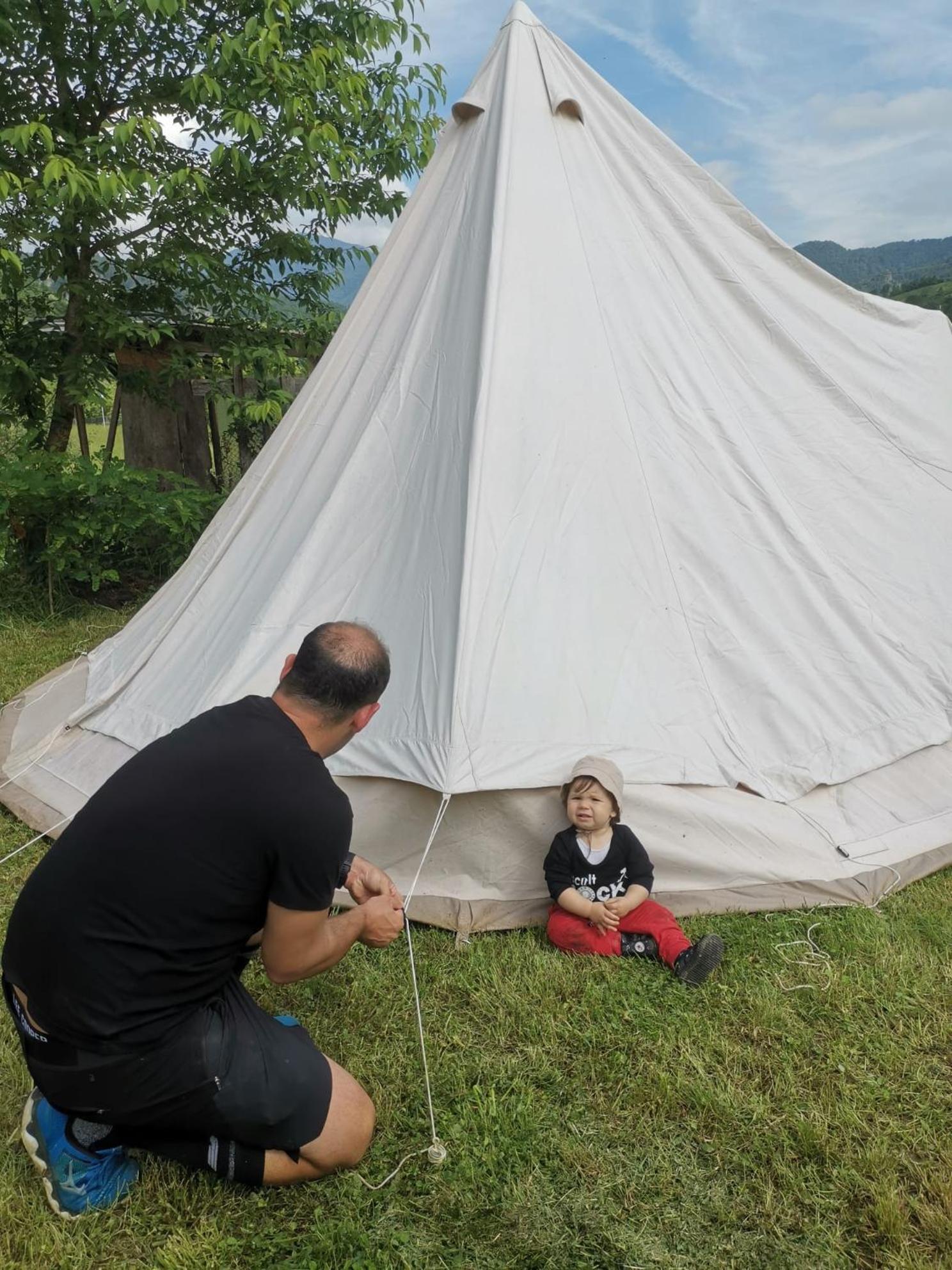 Luna Rock Glamping Brezoi - Blue Scai Exterior foto