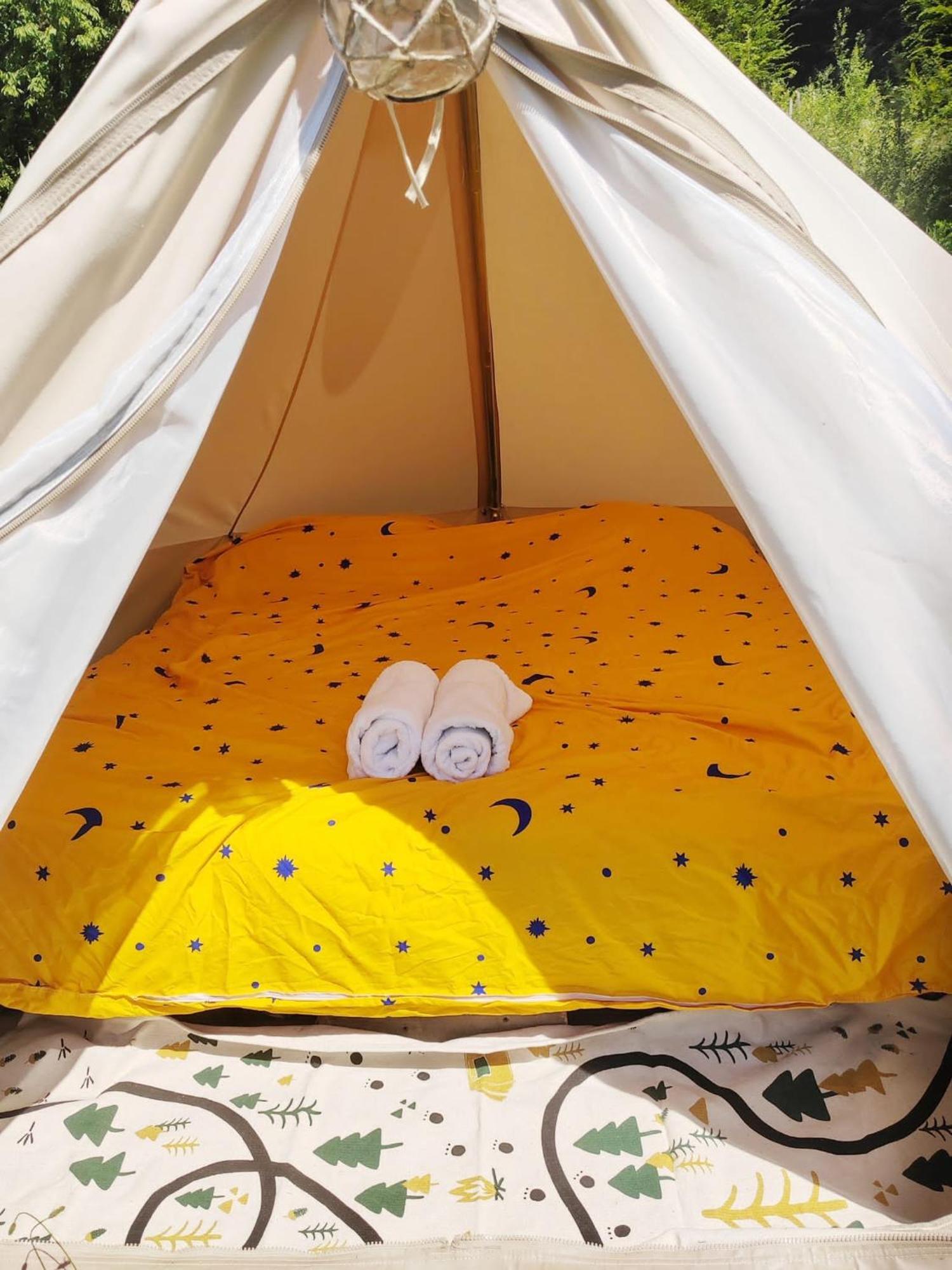 Luna Rock Glamping Brezoi - Blue Scai Exterior foto